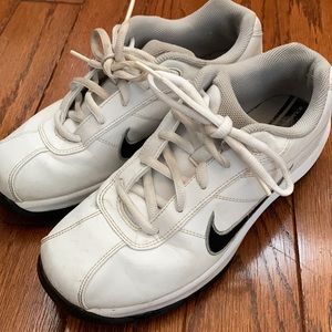 Nike Youth Golf Shoes 4Y